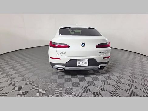 Used 2025 BMW X4 xDrive30i AWD/4WD image 43