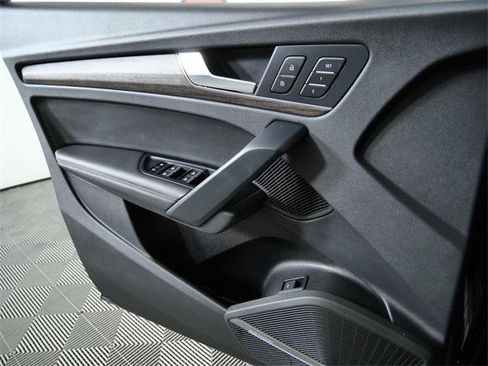 Used 2024 Audi Q5 2.0T Premium Plus w/ Premium Plus Package image 25