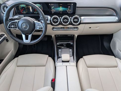 Used 2021 Mercedes-Benz GLB 250 image 13