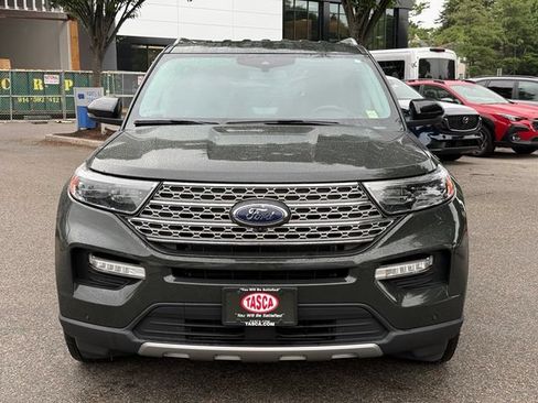 Used 2022 Ford Explorer Limited w/ Limited Technology Package AWD/4WD image 3