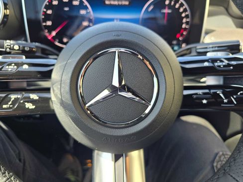 New 2026 Mercedes-Benz GLC 350e 4MATIC image 24
