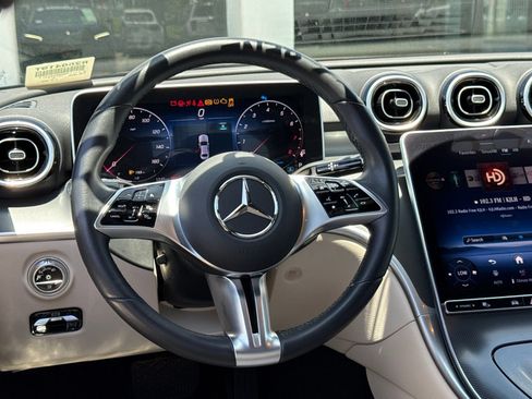 Used 2025 Mercedes-Benz C 300 Sedan image 40