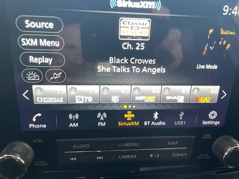 Used 2023 Nissan Frontier PRO-4X w/ Pro-4X Premium Package image 16