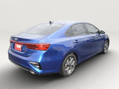 Used 2020 Kia Forte LXS image 8