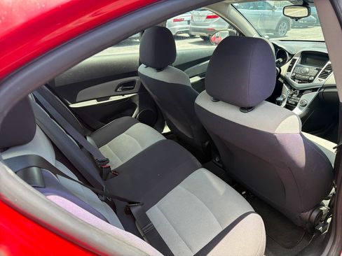 Used 2015 Chevrolet Cruze L FWD image 10