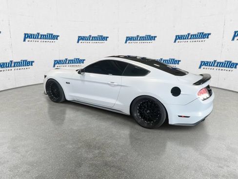 Used 2016 Ford Mustang GT Premium w/ Equipment Group 401A RWD image 8