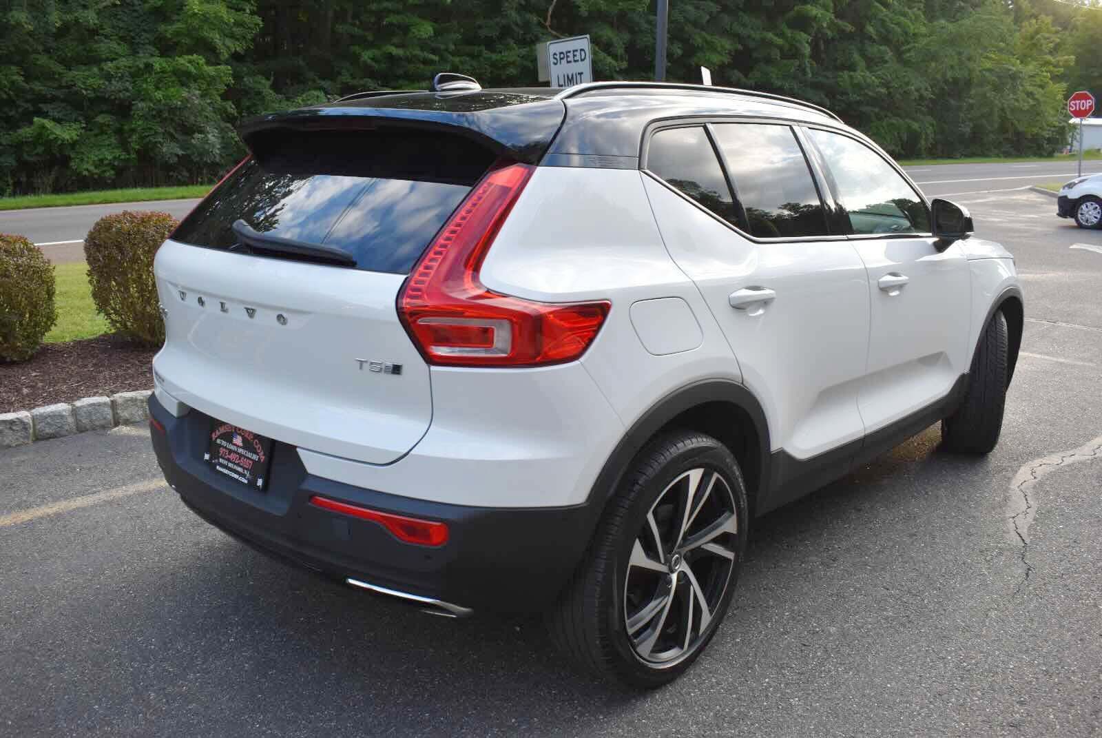 Used 2019 Volvo XC40 T5 R-Design AWD/4WD image 4