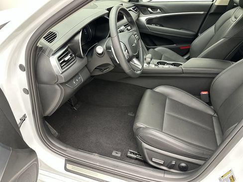 Certified 2026 Genesis G70 2.5T AWD/4WD image 11