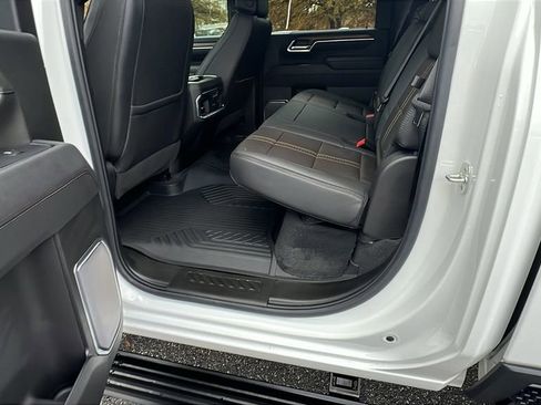 New 2025 Chevrolet Silverado 2500 High Country w/ High Country Premium Package image 18