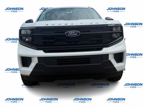 New 2026 Ford Expedition Active RWD image 2