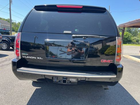 Used 2012 GMC Yukon XL Denali AWD/4WD image 7