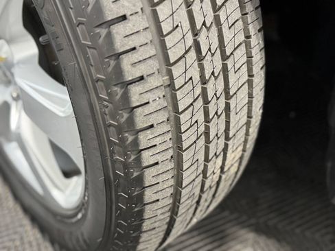 Used 2017 Chevrolet Traverse LT AWD/4WD image 43