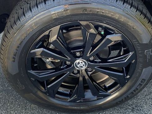 Certified 2023 Toyota RAV4 SE AWD/4WD image 33