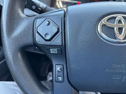 Used 2018 Toyota Tacoma SR w/ SR Convenience Package RWD image 12