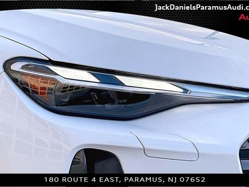 Used 2025 Audi Q5 Premium w/ Convenience Package image 21