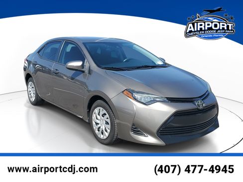 Used 2019 Toyota Corolla LE FWD image 1