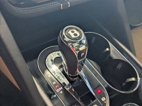 Used 2023 Bentley Bentayga image 12