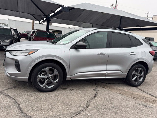 Used 2024 Ford Escape ST-Line AWD/4WD image 3