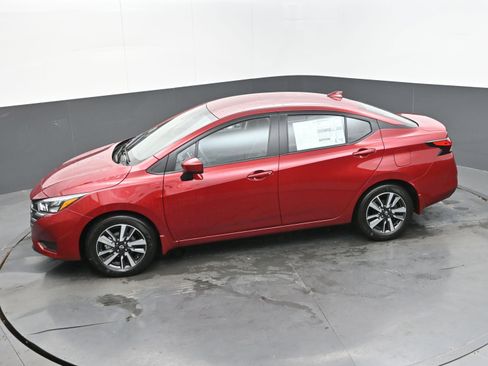 Certified 2025 Nissan Versa SV w/ Trunk Package image 33