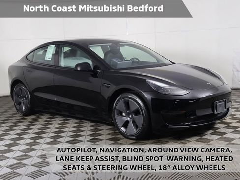 Used 2023 Tesla Model 3 Standard Range image 1