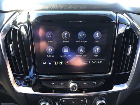 Used 2023 Chevrolet Traverse LT FWD image 18