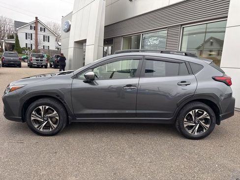 Used 2024 Subaru Crosstrek 2.0i Premium image 9