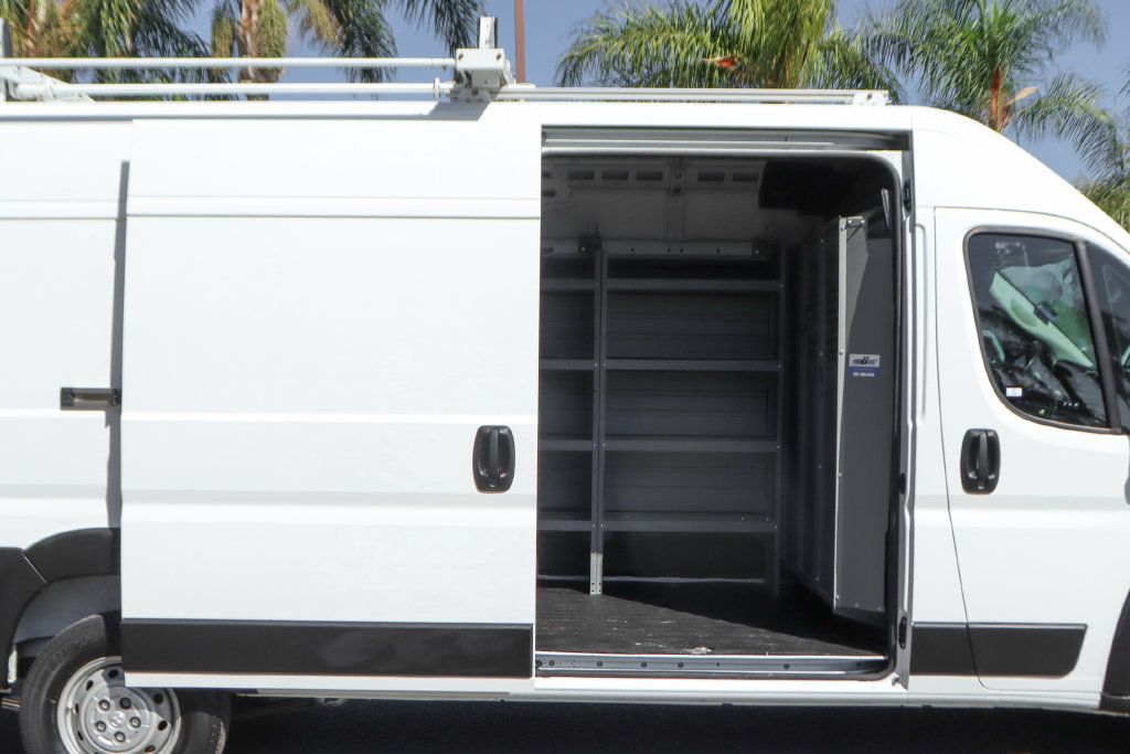 Used 2021 RAM ProMaster 2500 w/ Convenience Group FWD image 13