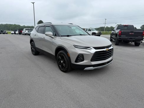Used 2021 Chevrolet Blazer LT FWD image 1