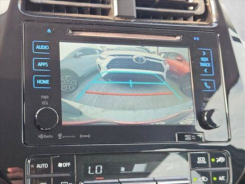 Used 2017 Toyota Prius Three FWD image 13