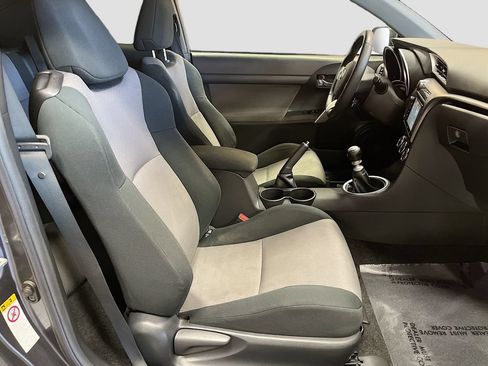 Used 2016 Scion tC FWD image 25