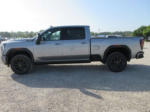 New 2026 GMC Sierra 2500 AT4 w/ AT4 Premium Plus Package AWD/4WD image 10