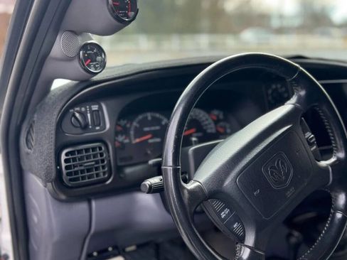 Used 2002 Dodge Ram 2500 Truck SLT image 14