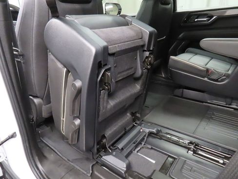 Used 2025 GMC Yukon Elevation w/ Elevation Premium Package image 71