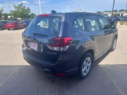 Used 2023 Subaru Forester AWD/4WD image 5
