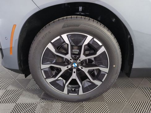 Used 2025 BMW X3 xDrive30i image 9