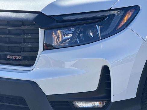 Used 2021 Honda Ridgeline Sport image 6