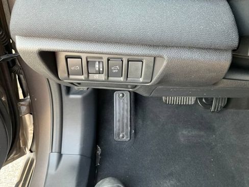 Certified 2024 Subaru Outback Premium w/ Popular Package #1A AWD/4WD image 19