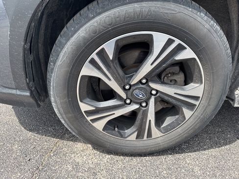 Certified 2024 Subaru Crosstrek 2.0i Premium AWD/4WD image 15