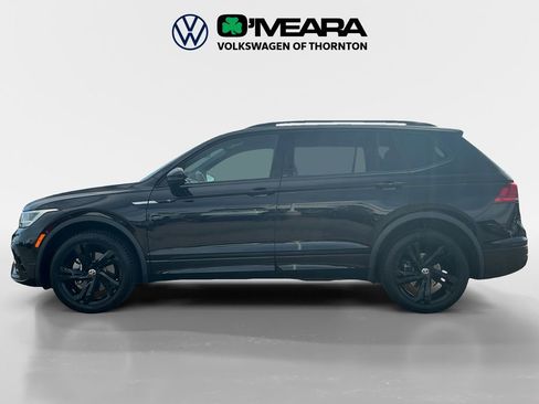 Used 2023 Volkswagen Tiguan SE R-Line image 2