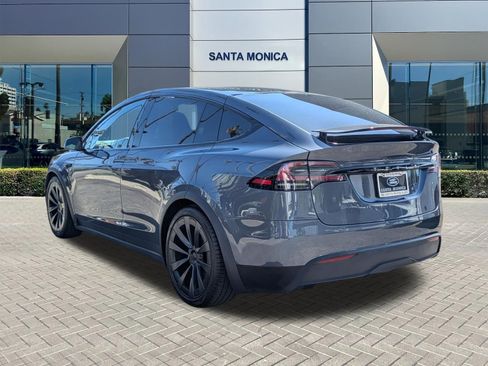 Used 2023 Tesla Model X image 7