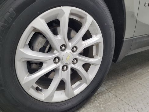 Used 2018 Chevrolet Equinox LT FWD image 31