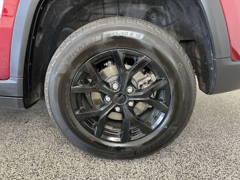 Used 2024 Jeep Grand Cherokee Altitude image 22