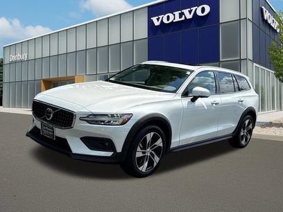 Certified 2025 Volvo V60 B5 Cross Country Plus