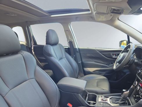 Used 2023 Subaru Forester Limited image 20