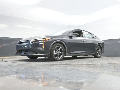 Used 2025 Kia K4 FWD image 48