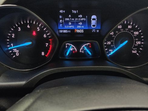 Used 2018 Ford Escape Titanium w/ Ford Safe & Smart Package image 23