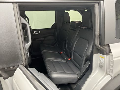 Used 2026 Ford Bronco Big Bend w/ Black Diamond Package AWD/4WD image 9