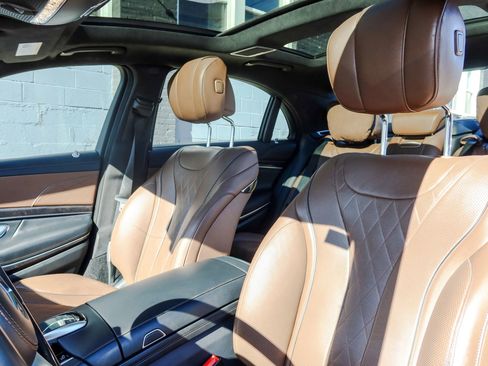 Used 2018 Mercedes-Benz S 560 4MATIC Sedan image 16