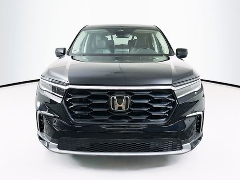 Used 2025 Honda Pilot EX-L image 2