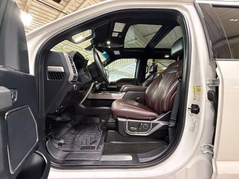 Used 2017 Ford F250 Platinum w/ Platinum Ultimate Package AWD/4WD image 35